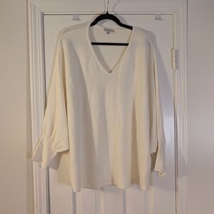 Ophelia Roe Cream V-Neck Knit Sweater – Size 2X (Plus)